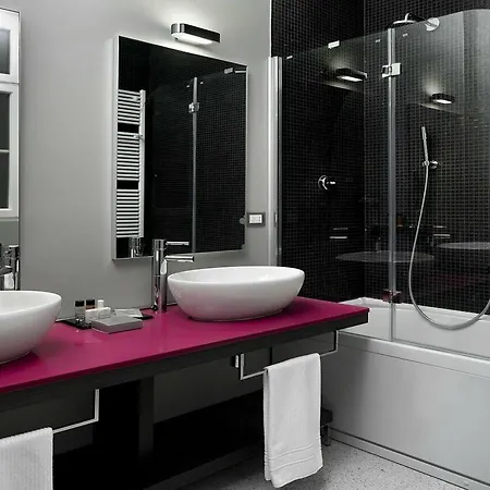 أجنحة بالاس 4*