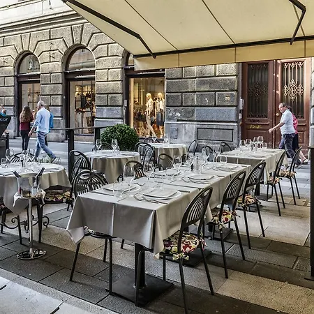 Palace Aparthotel 4*